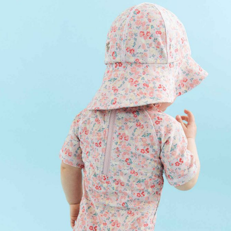 Cas swimsuit, bora hat