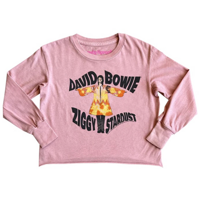 girl wearing david bowie long sleeve in pink front