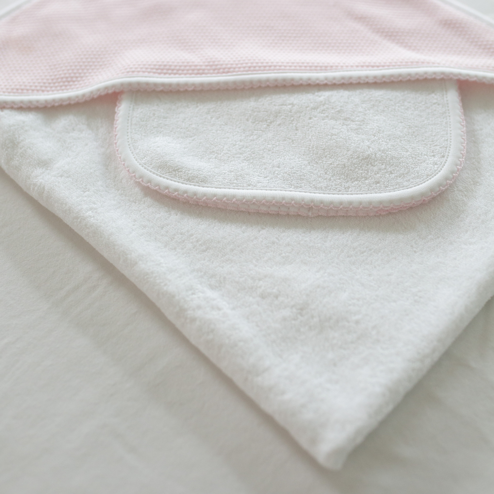 Popcorn Baby Towel + Wash Set in Light Pink